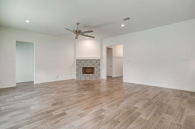 6817 Trail Rock Drive, Benbrook, TX 76126