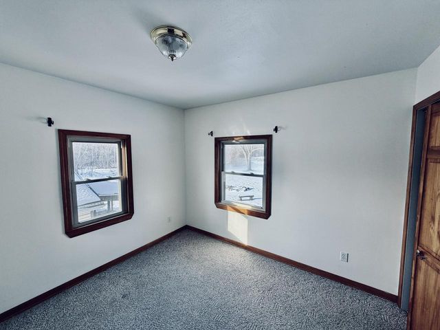 311 S Lapham Peak ROAD, Delafield, WI 53018