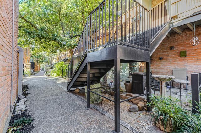 3928 W Alabama Street 4, Houston, TX 77027