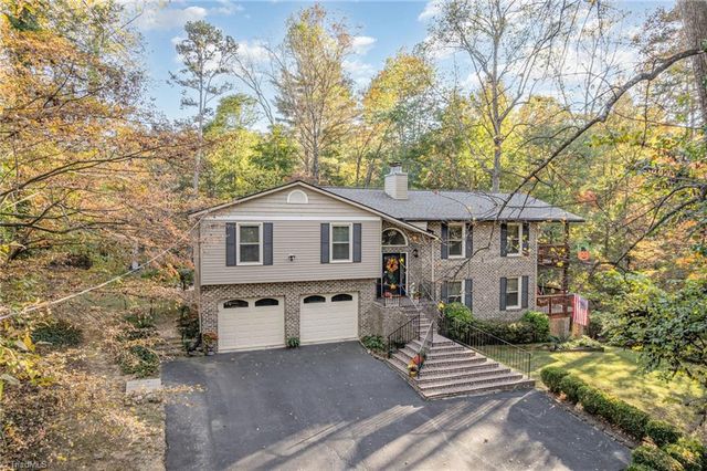 4550 Longworth Drive, Kernersville, NC 27284