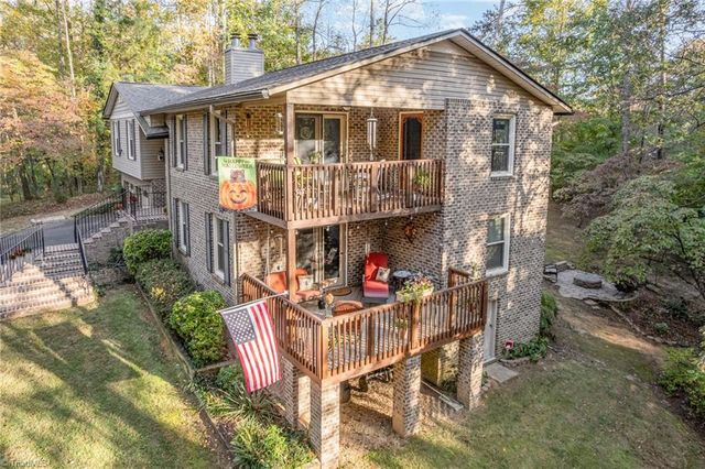 4550 Longworth Drive, Kernersville, NC 27284