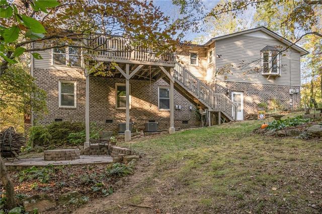 4550 Longworth Drive, Kernersville, NC 27284