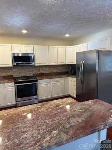 323 Swamp Fox Drive, Fort Mill, SC 29715