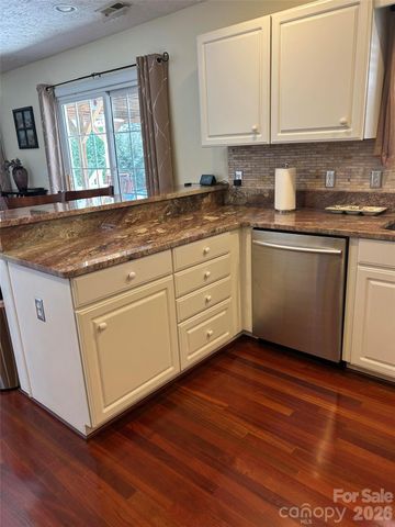 323 Swamp Fox Drive, Fort Mill, SC 29715
