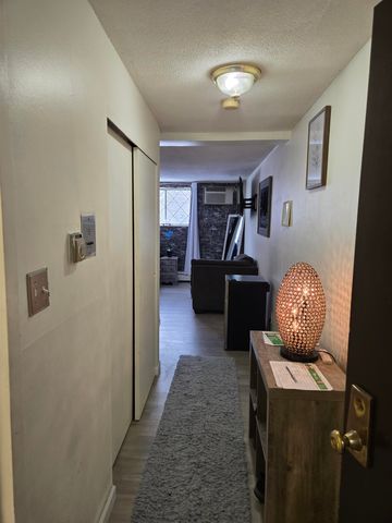 2 Silvestri Cir Unit 6, Derry, NH 03038