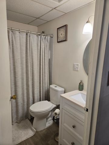 2 Silvestri Cir Unit 6, Derry, NH 03038