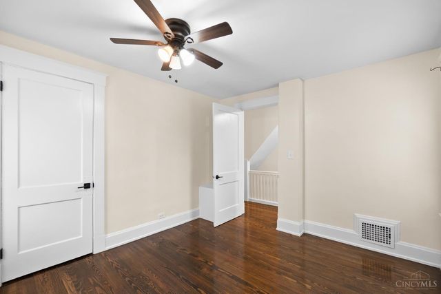 1650 Rose Place, Cincinnati, OH 45237