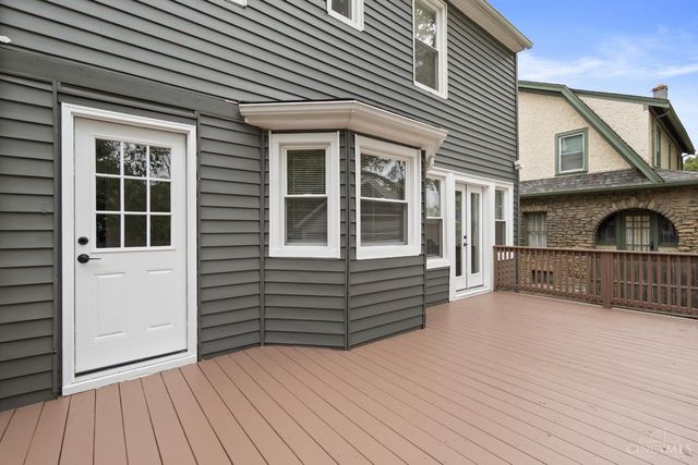 1650 Rose Place, Cincinnati, OH 45237