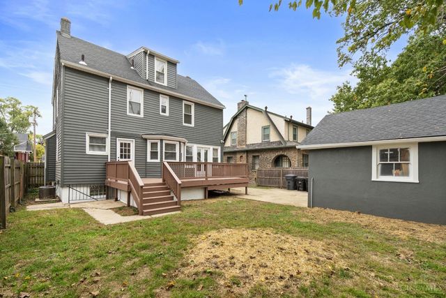 1650 Rose Place, Cincinnati, OH 45237