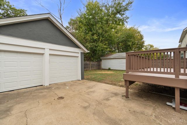 1650 Rose Place, Cincinnati, OH 45237