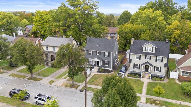 1650 Rose Place, Cincinnati, OH 45237