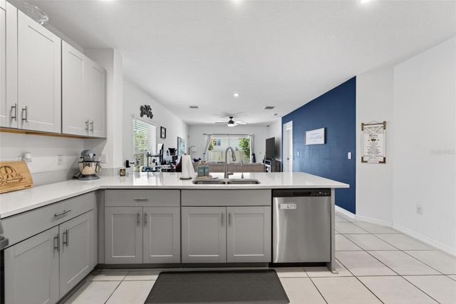 6239 SPRINGMONT LOOP, Palmetto, FL 34221