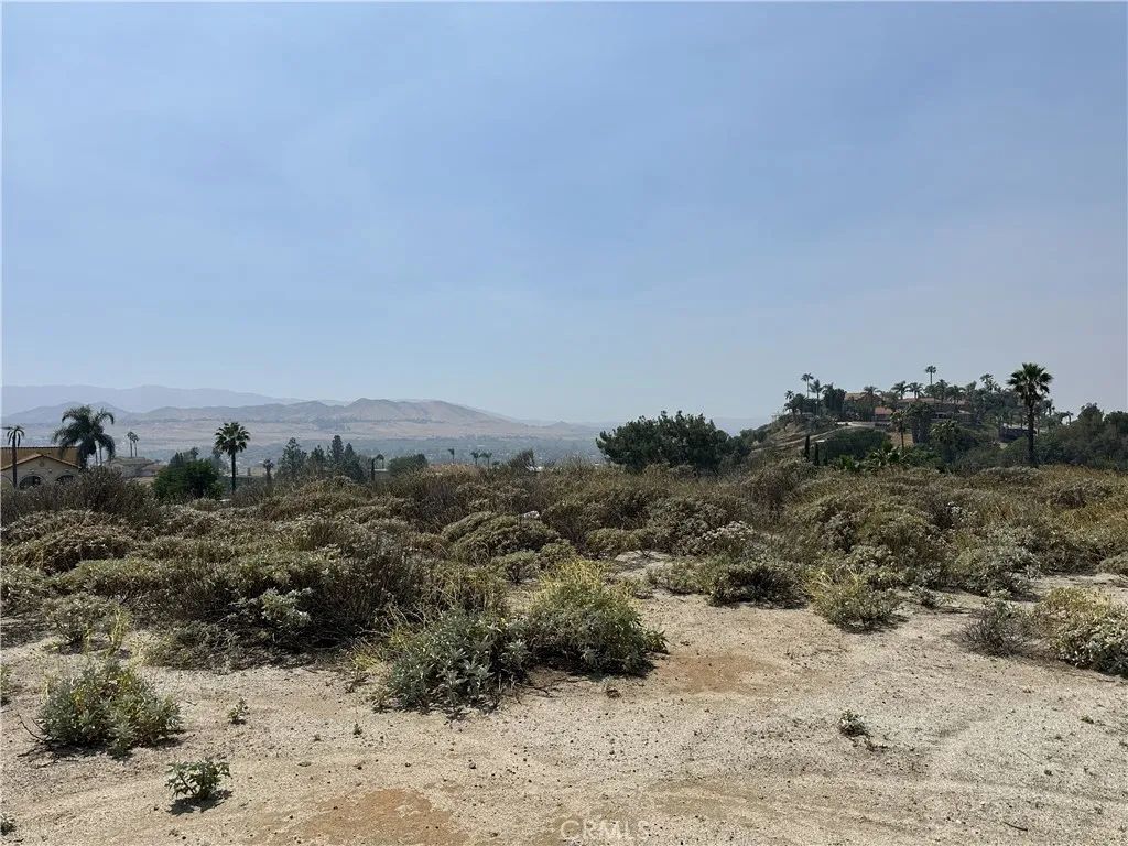 8385 Indian Knolls, Jurupa Valley, CA 92509