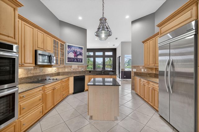 886 SW Grand Reserves Boulevard, Port St. Lucie, Port St Lucie, FL 34986