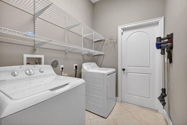 886 SW Grand Reserves Boulevard, Port St. Lucie, Port St Lucie, FL 34986
