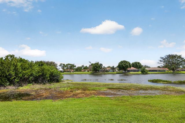 886 SW Grand Reserves Boulevard, Port St. Lucie, Port St Lucie, FL 34986