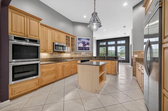 886 SW Grand Reserves Boulevard, Port St. Lucie, Port St Lucie, FL 34986