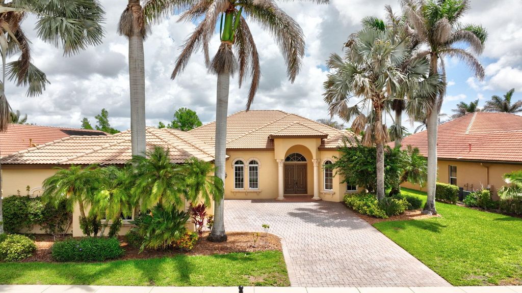 886 SW Grand Reserves Boulevard, Port St. Lucie, Port St Lucie, FL 34986