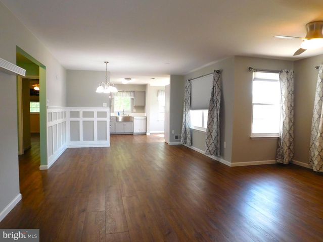 6979 ARBOR DR, Frederick, MD 21703