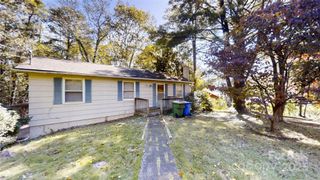 111 Cisco Road, Asheville, NC 28805