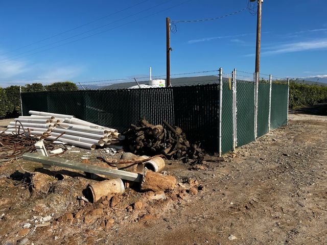 W Cajon Avenue, Woodlake, CA 93286