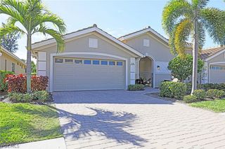 8181 Venetian Pointe DR, Fort Myers, FL 33908