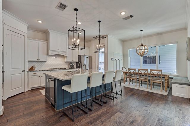 134 Kendrick Pines Boulevard, The Woodlands, TX 77389