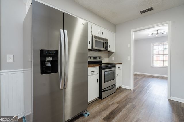 70 McCumber Drive, Allenhurst, GA 31301