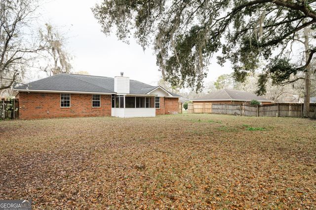 70 McCumber Drive, Allenhurst, GA 31301