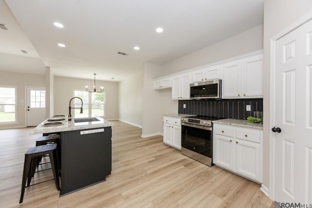 35946 Wilmington Ave, Denham Springs, LA 70706