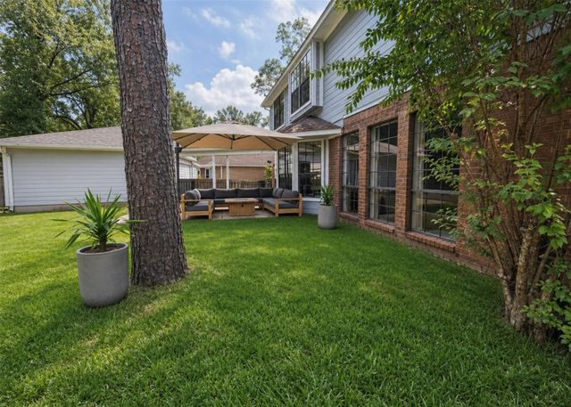 16906 Scenic Lakes Way, Houston, TX 77095