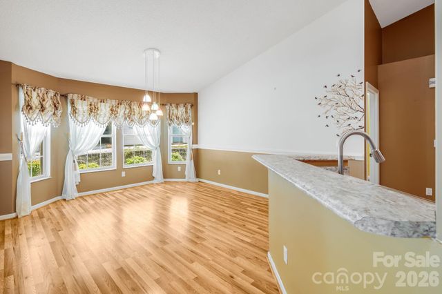 225 Arbor Lane, Hendersonville, NC 28791