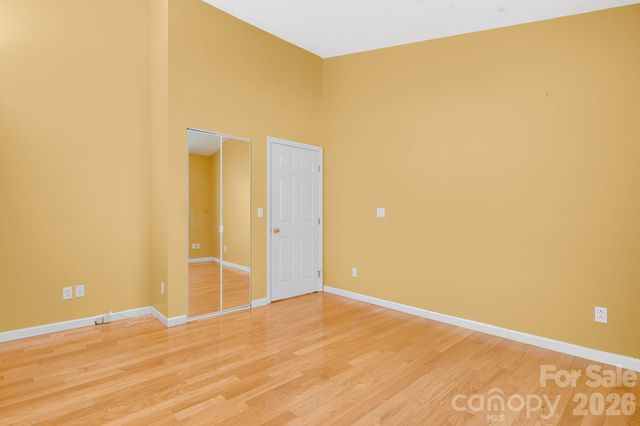 225 Arbor Lane, Hendersonville, NC 28791
