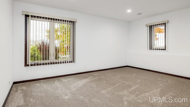 1263 Timber Ridge Road, Iron Mountain, MI 49801