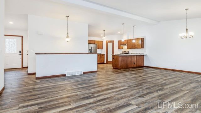 1263 Timber Ridge Road, Iron Mountain, MI 49801