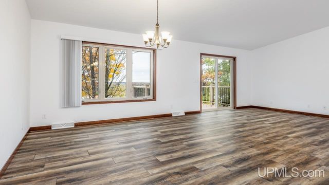 1263 Timber Ridge Road, Iron Mountain, MI 49801