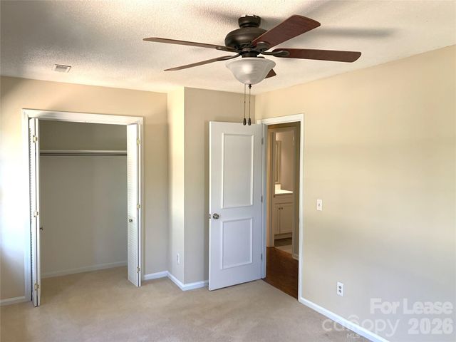1114 Glenshannon Road, Matthews, NC 28105