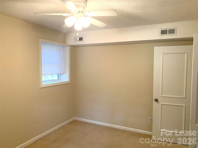 1114 Glenshannon Road, Matthews, NC 28105