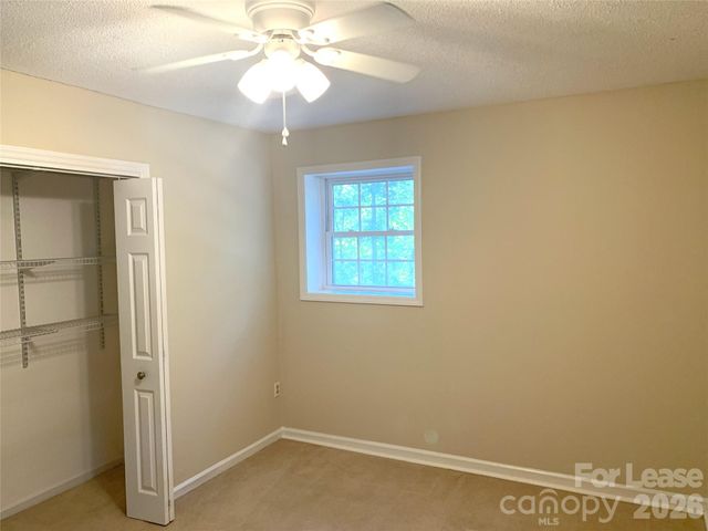 1114 Glenshannon Road, Matthews, NC 28105