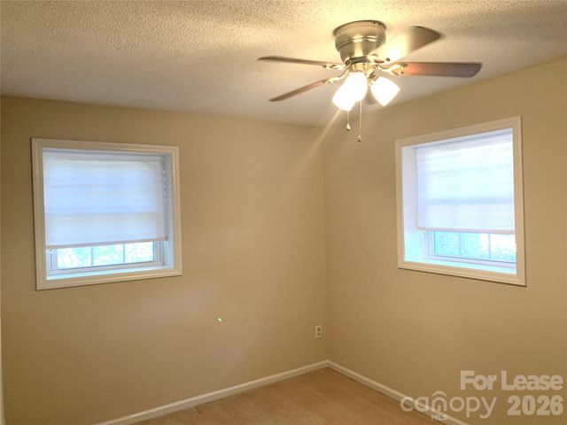 1114 Glenshannon Road, Matthews, NC 28105