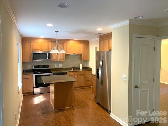 1114 Glenshannon Road, Matthews, NC 28105