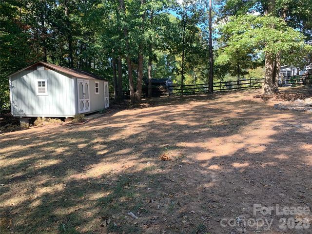 1114 Glenshannon Road, Matthews, NC 28105