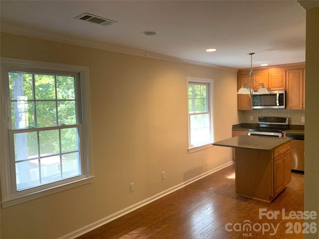 1114 Glenshannon Road, Matthews, NC 28105
