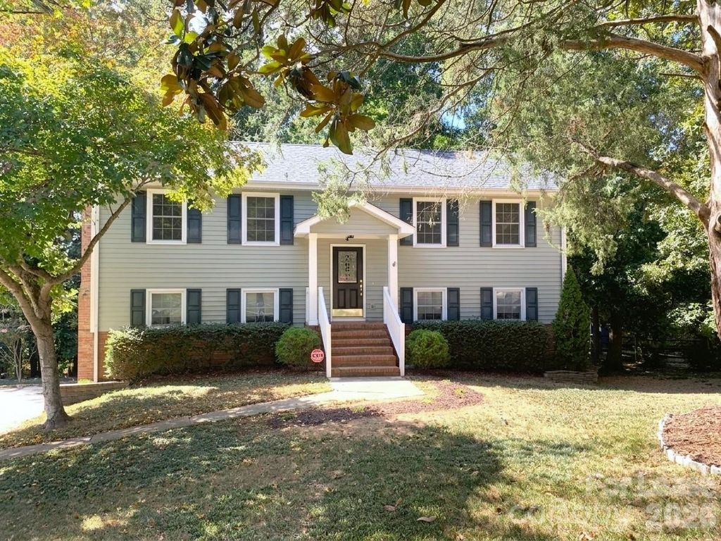1114 Glenshannon Road, Matthews, NC 28105