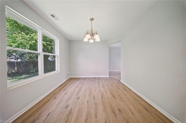 1356 Chanelka RD, Norfolk, VA 23503