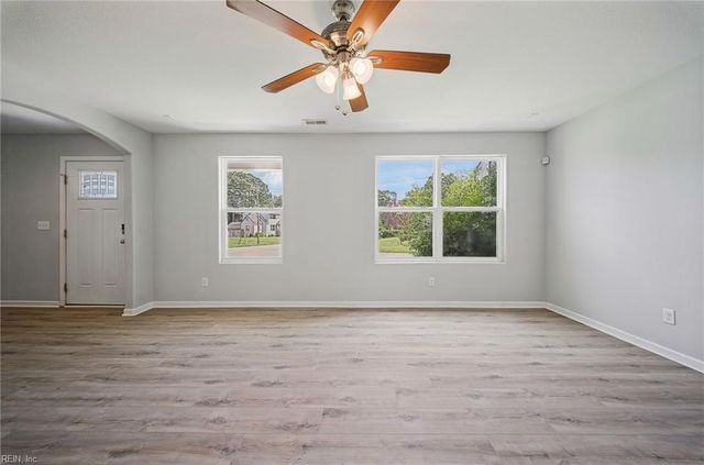 1356 Chanelka RD, Norfolk, VA 23503