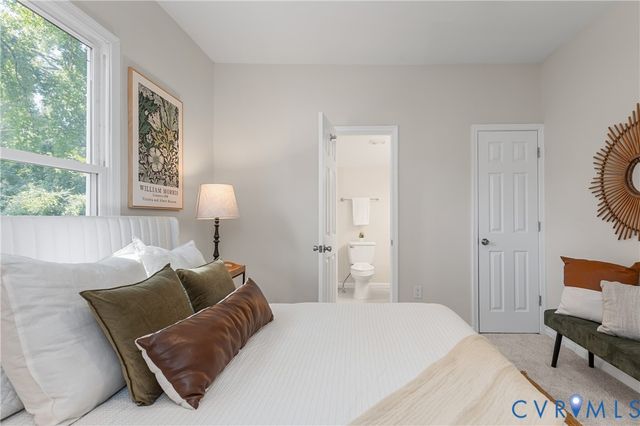 12 Lowell St, Highland Springs, VA 23223