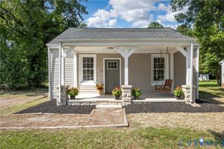 12 Lowell St, Highland Springs, VA 23223