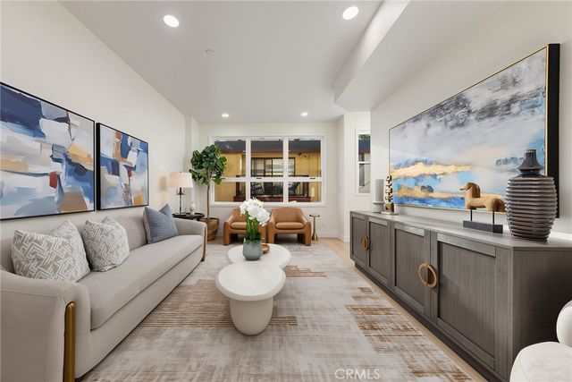 1025 La Cadena D, Arcadia, CA 91007