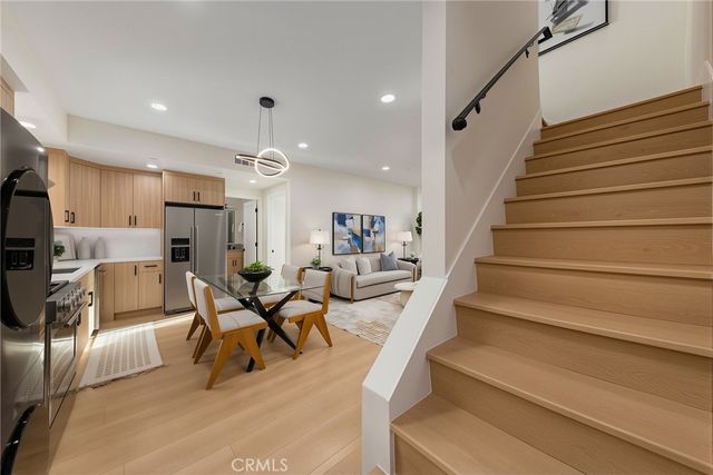 1025 La Cadena D, Arcadia, CA 91007